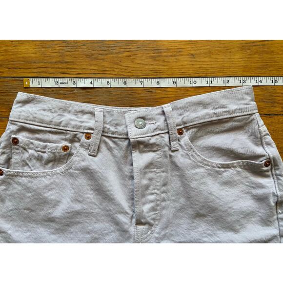 LEVI'S 501 Distressed Cream/Lavender Dyed Button-Fly Shorts sz W27 - Picture 7 of 10